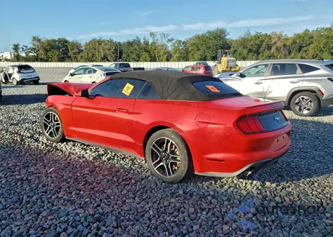 2020 Ford Mustang z USA, uszkodzony, nr VIN 1FATP8UH3L5147126